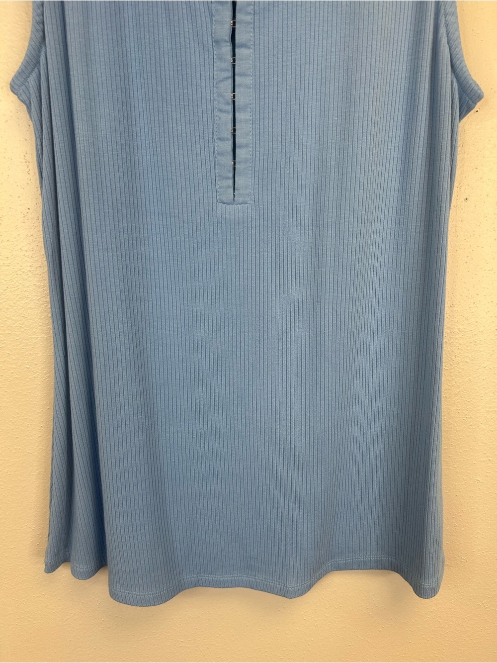 Torrid Sky Blue Ribbed Tank Top Size 2X NWT Fitted Vneck Hook Front Summer Sexy - Picture 4 of 10
